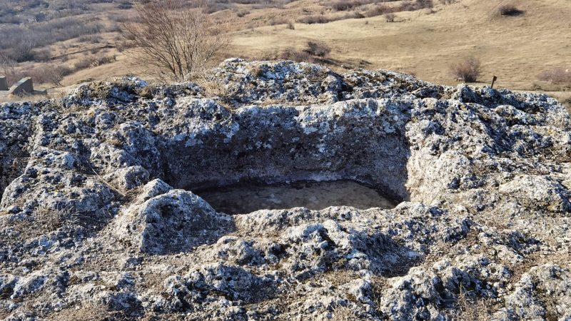 Thracian Tombs of Năeni